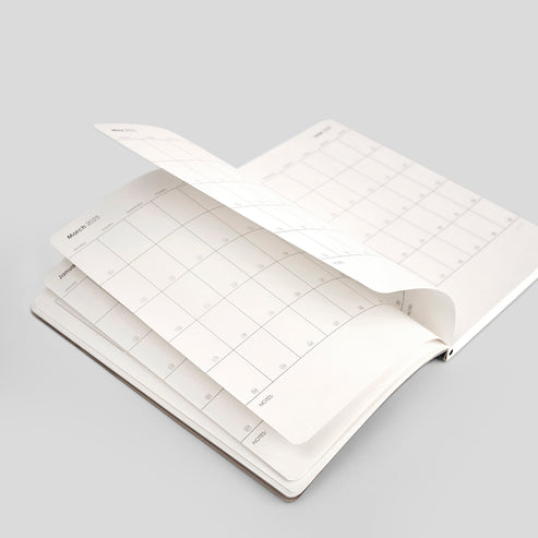 myPAPERCLIP 2023 Weekly Planner, Section Thread Bound, Hand Drawn Hard Back , A5 (148 x 210 mm, 5 x 8.27 in), Orange