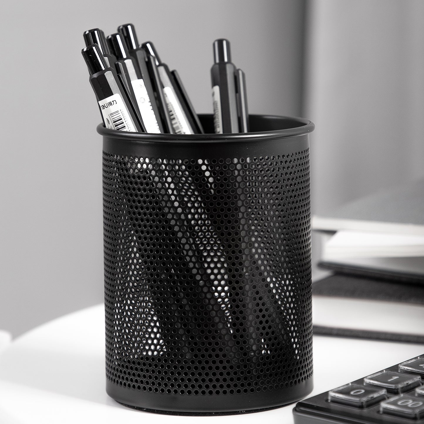 Deli W909 Mesh Pen Holder (Black, Pack of 1)