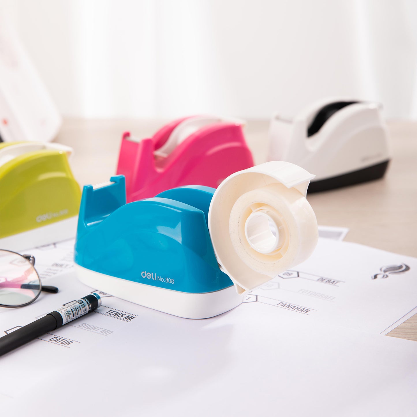 Deli W808 Tape Dispenser (Pack of 1, Color May Vary)