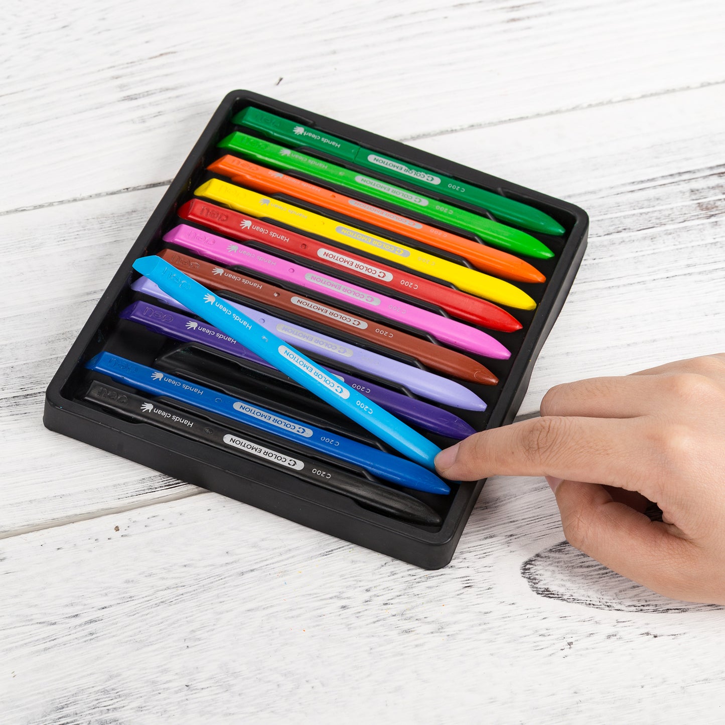 Deli WC20000 Plastic Crayons (Pack of 12 Crayons)