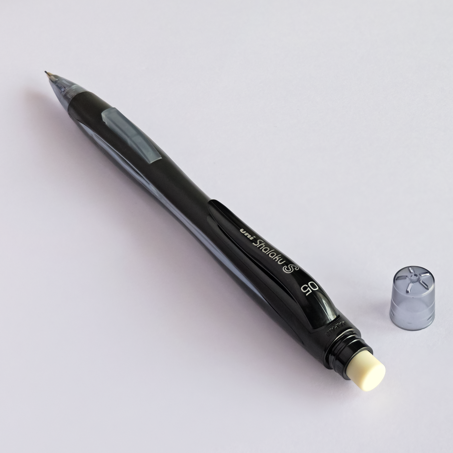 uni-ball Shalaku M5-228 0.5mm Mechanical Pencil, Pack of 1 (Body Color May Vary)